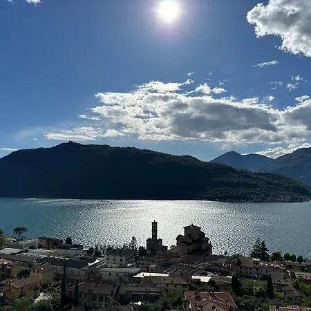 Con Vista - Dosso Lakeview Lägenhet Sale Marasino